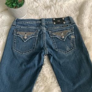 Miss me woman’s cropped shorts